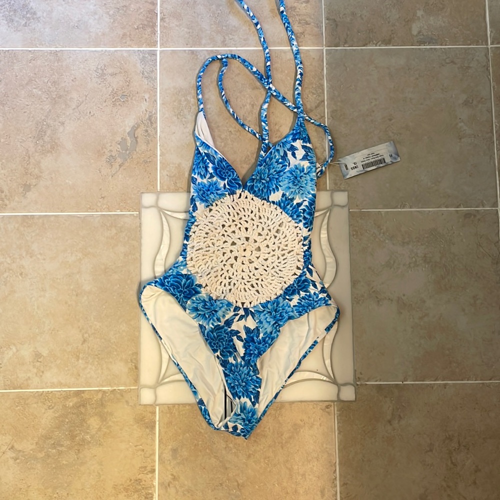 Frankie’s bikinis poppy one piece